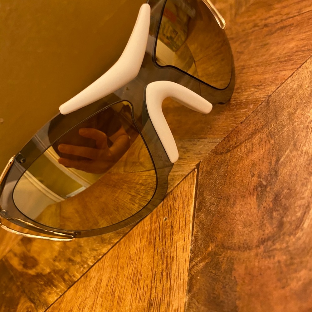 Givenchy GV 7013/S sunglasses - Picture 9 of 10